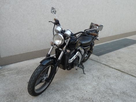 kawasaki_eliminator_250_t2__.jpg