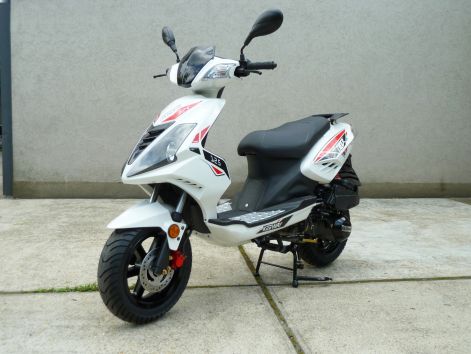 keeway_blade_125_robogo_4.jpg