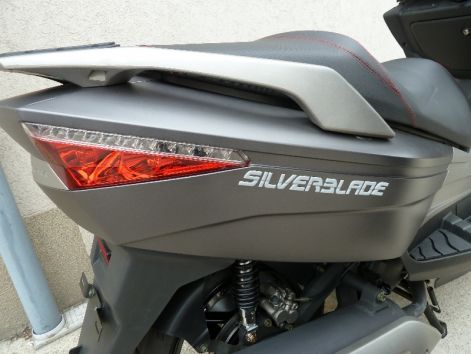 keeway_silverblade_250_robogo_6.jpg