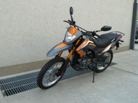 keeway_tx125_supermoto_09.jpg