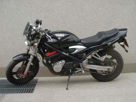 suzuki_bandit_250_motor__104766_2.jpg