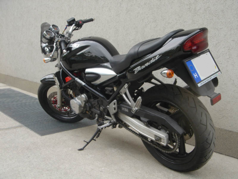 suzuki_bandit_250_motor__104766_4.png